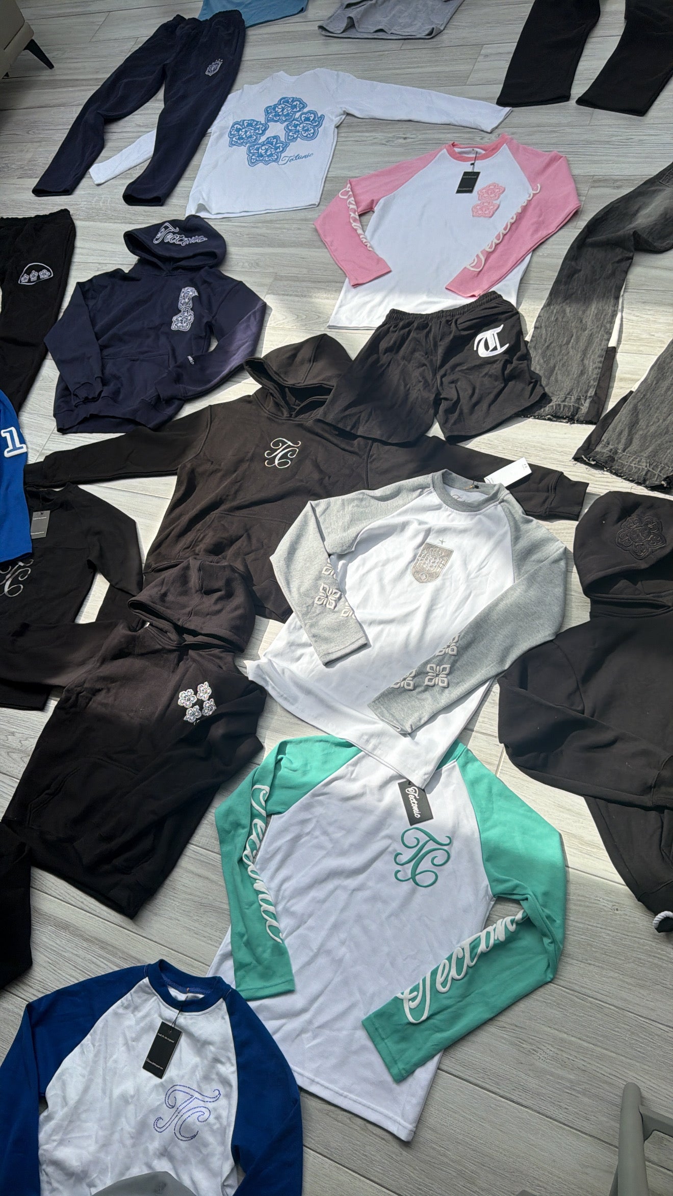 £10 MYSTERY BOX