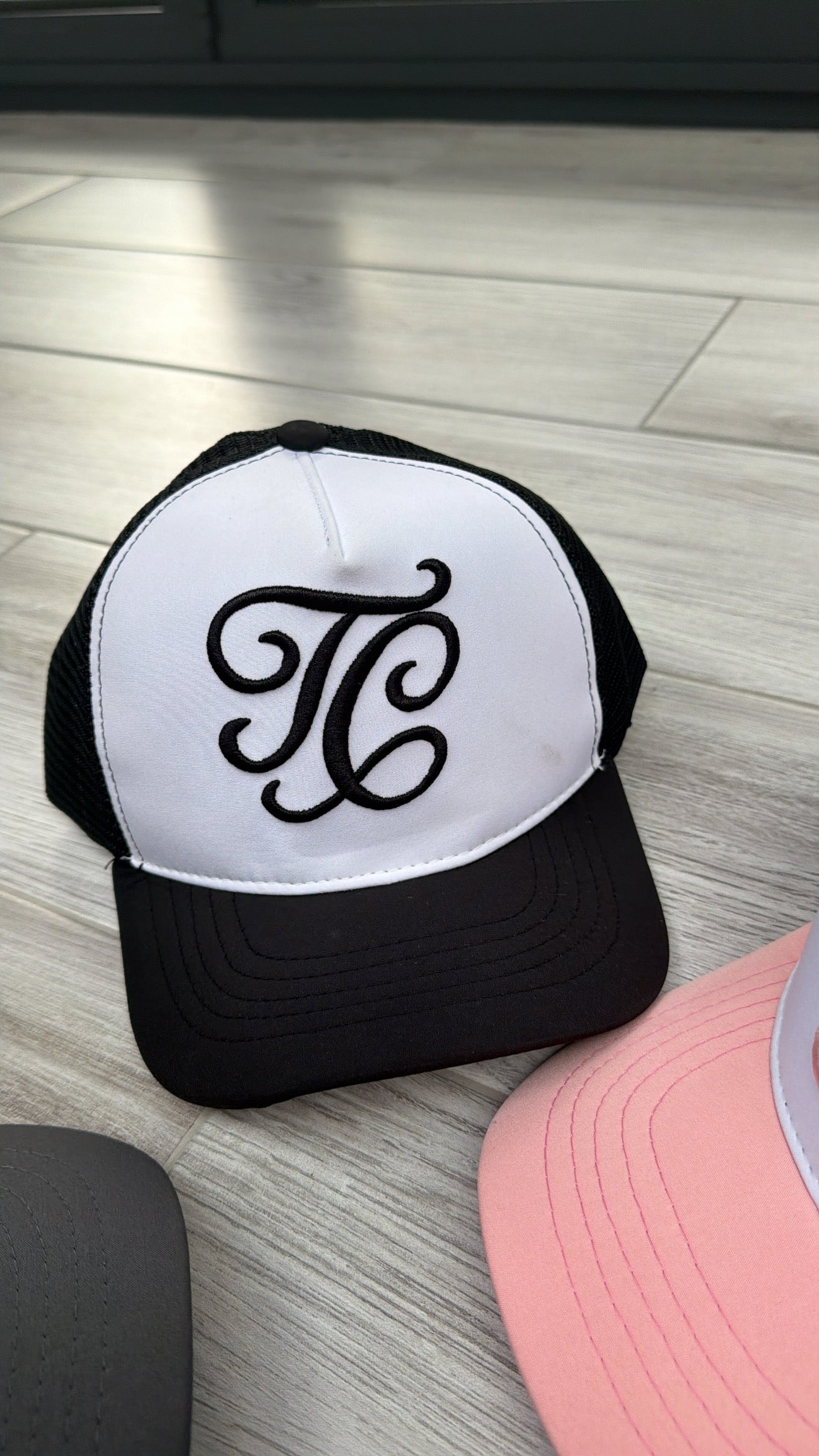 TECTONIC TRUCKER HATS