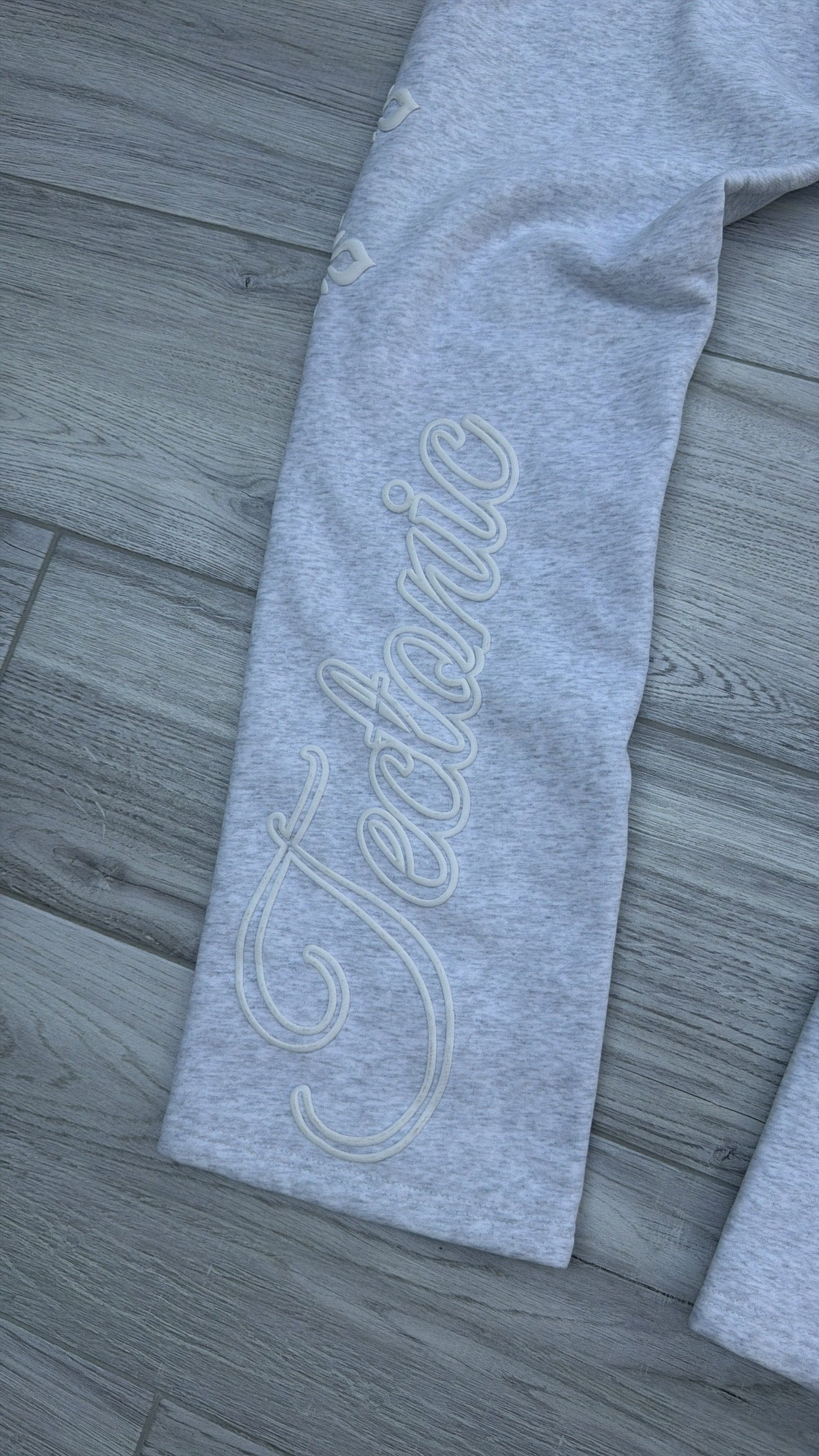 SIGNATURE JOGGERS-LIGHT GREY